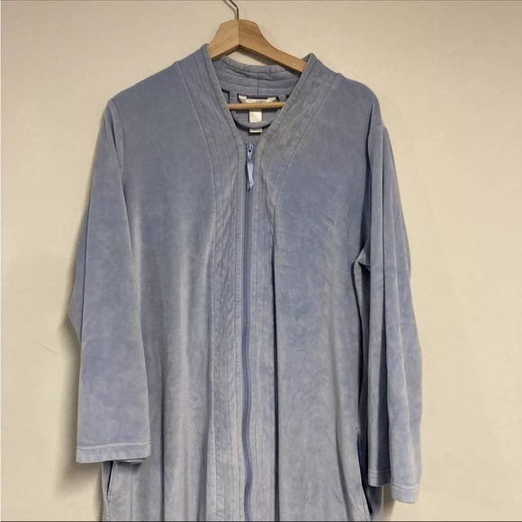 Adonna Sleepwear Long Sleeve Night Gown Zip Up Front Velour Baby Blue w/pockets - Picture 2 of 6